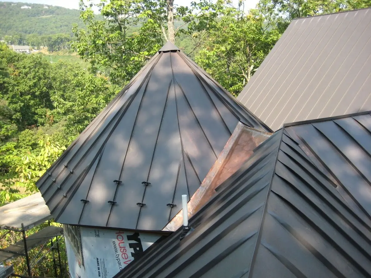 Professional Roof Tarp Installation by Craftsman Roofing in Radford